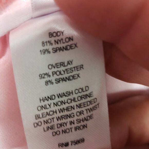 HULA HONEY Wild One Pink Crochet Flounce Bathing Suit Swimsuit Bikini Top NWT - Picture 6 of 6